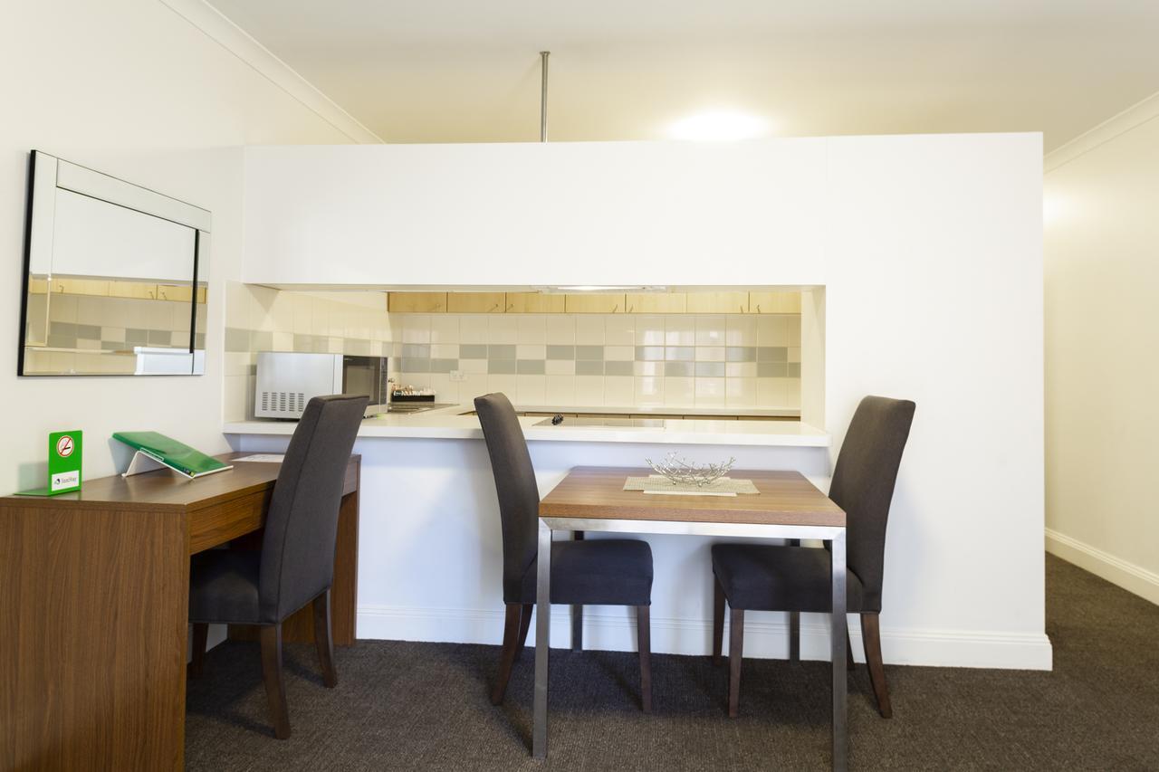 Amazing Accommodations: St Kilda Melbourne Buitenkant foto
